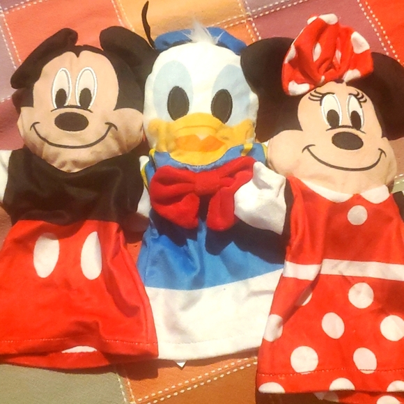- Melissa & doug disney hand puppets Learning Play - Picture 1 of 4